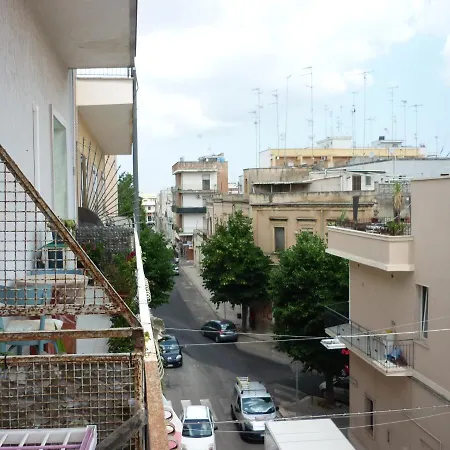 Chiaroom Πανσιόν